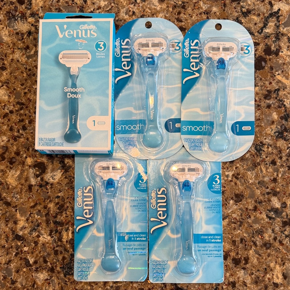 Gillette Venus Blue Razors